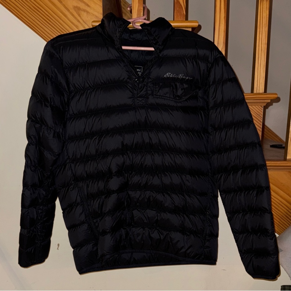 Eddie Bauer Quilted Black Pullover